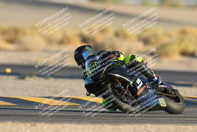 media/Nov-17-2024-CVMA (Sun) [[1fec520723]]/Race 17-Amateur Supersport Middleweight/